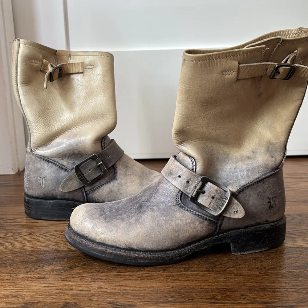 Frye Boots***** LAST CHANCE***** - Picture 2 of 5